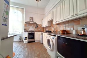 Kitchen - click for photo gallery